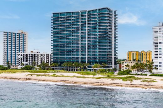 Residential complexes in Pompano Beach, Broward County