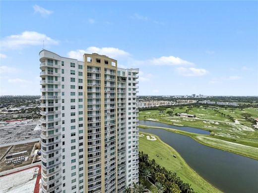 Complexes résidentiels à Hallandale Beach, Comté de Broward