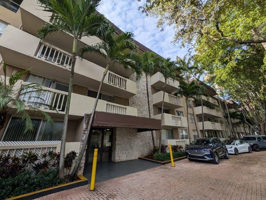 Kamienica w North Miami, Miami-Dade County