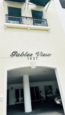 Residential complexes in Miami, Miami-Dade
