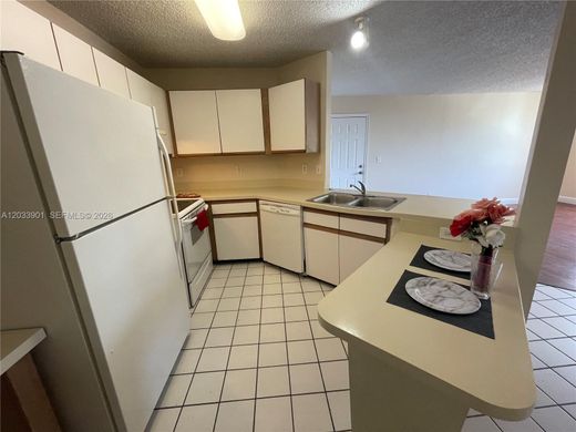Komplex apartman Pompano Beach, Broward County