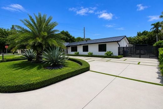 Villa Palmetto Bay, Miami-Dade County