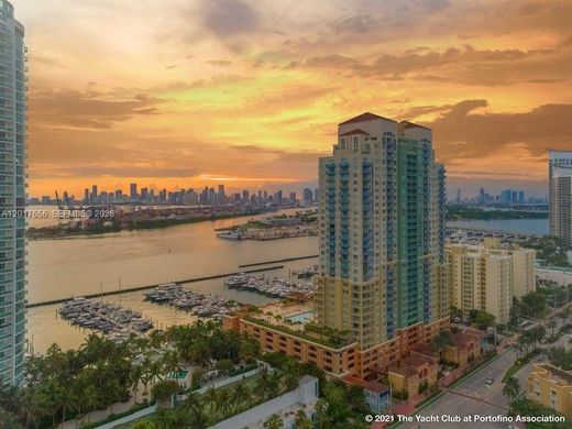 Residential complexes in Miami Beach, Miami-Dade