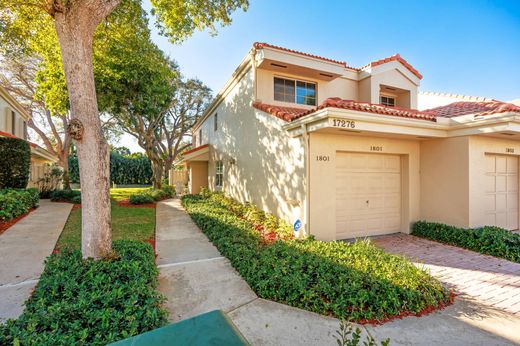 Residential complexes in Boca Raton, Palm Beach