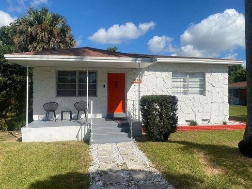 Villa en Hallandale Beach, Broward County