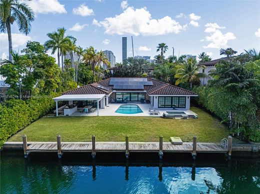 Villa en Hallandale Beach, Broward County