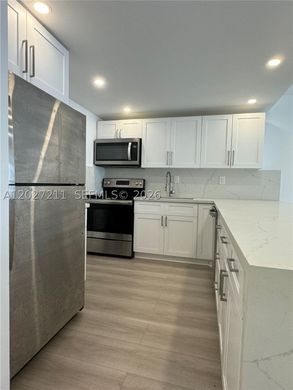 Complexos residenciais - North Miami Beach, Miami-Dade County