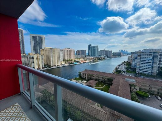 Residential complexes in Hallandale, Broward County