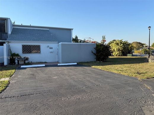 Şehir evi  Miami, Miami-Dade County