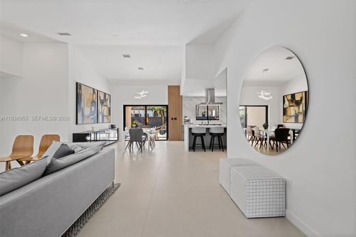 Вилла, Miami Lakes, Miami-Dade County