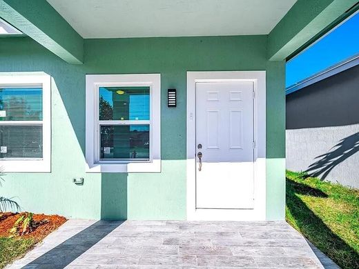 Villa in West Palm Beach, Palm Beach