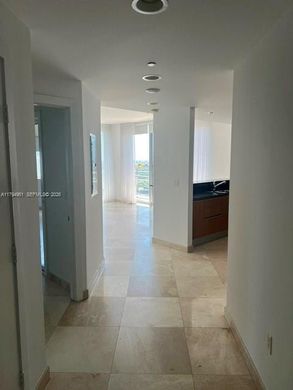 Complexes résidentiels à Miami, Comté de Miami-Dade