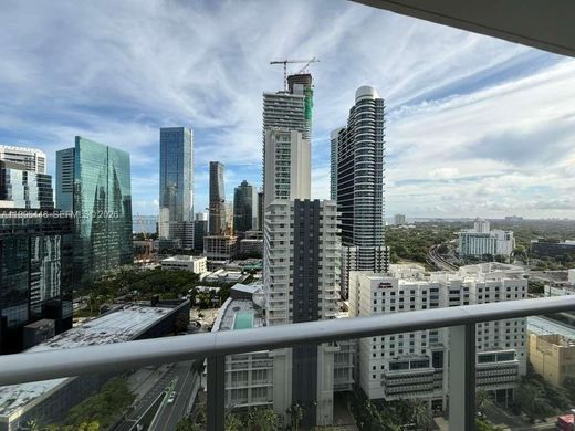 Kamienica w Miami, Miami-Dade County