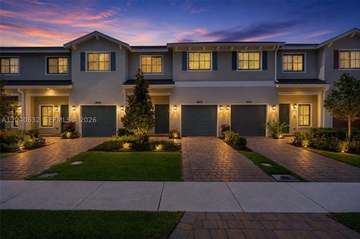 Townhouse in Lake Worth, Palm Beach