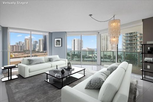 Жилой комплекс, Sunny Isles Beach, Miami-Dade County