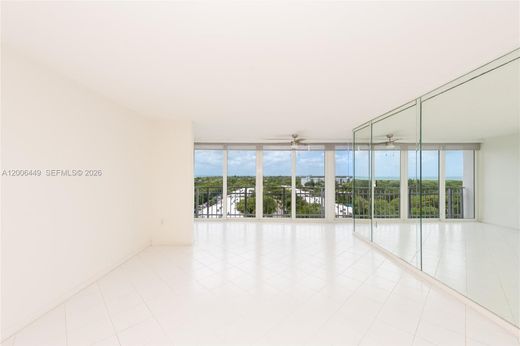 Residential complexes in Key Biscayne, Miami-Dade