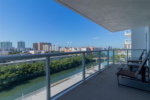 Residential complexes in Sunny Isles Beach, Miami-Dade