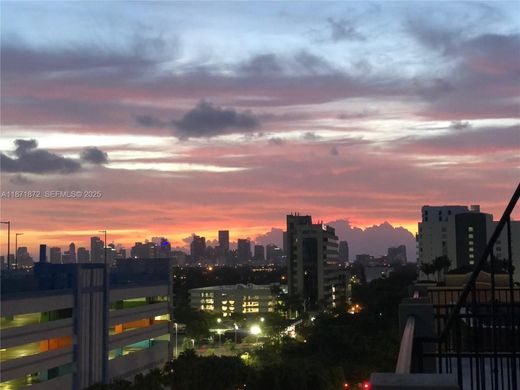 Residential complexes in Miami, Miami-Dade