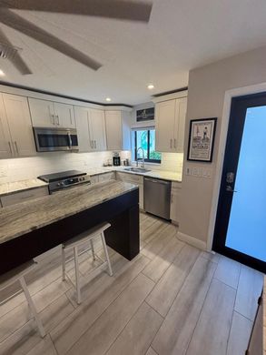 Townhouse in Deerfield Beach, Broward County