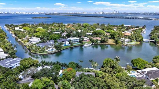 Villa in Miami, Miami-Dade