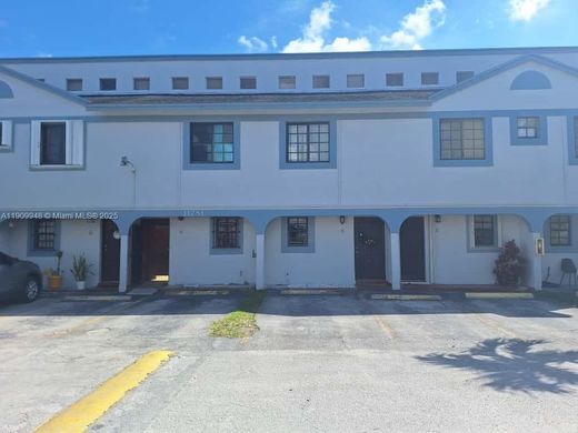 Αστικό ακίνητο σε Μαϊάμι, Miami-Dade County