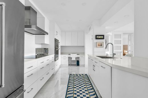 Wohnkomplexe in Boca Raton, Palm Beach County