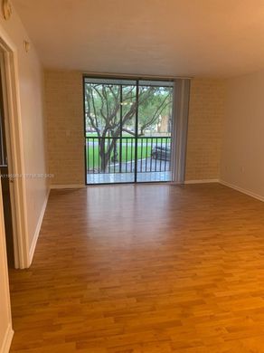 Residential complexes in Miami, Miami-Dade