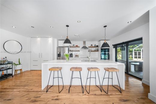 ﻓﻴﻼ ﻓﻲ Palmetto Bay, Miami-Dade County