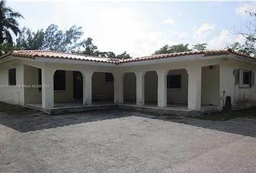 Βίλα σε North Miami, Miami-Dade County