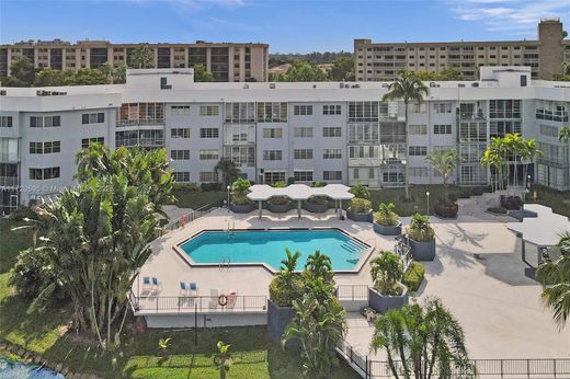 Residential complexes in Miami, Miami-Dade