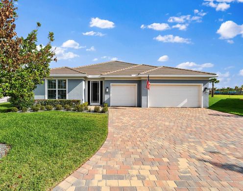 Villa Port Saint Lucie, Saint Lucie County
