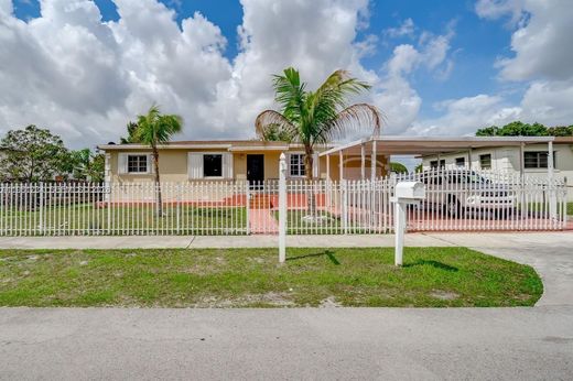 Villa en Miami Gardens, Miami-Dade County