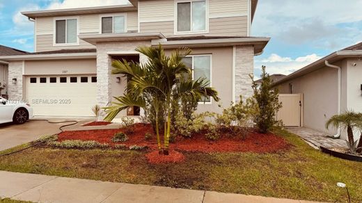 Вилла, Дэвенпорт, Polk County