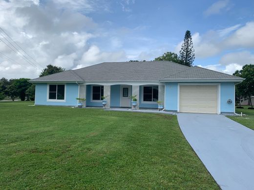 Villa in Port Saint Lucie, Saint Lucie County