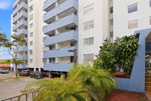 Residential complexes in Miami, Miami-Dade