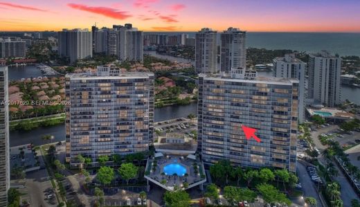 Residential complexes in Aventura, Miami-Dade