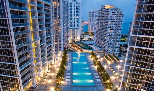 Komplex apartman Miami, Miami-Dade County
