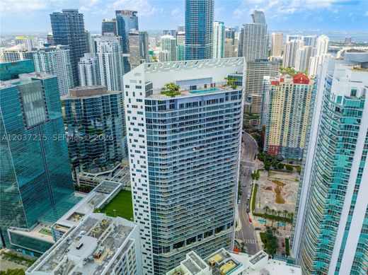 Residential complexes in Miami, Miami-Dade