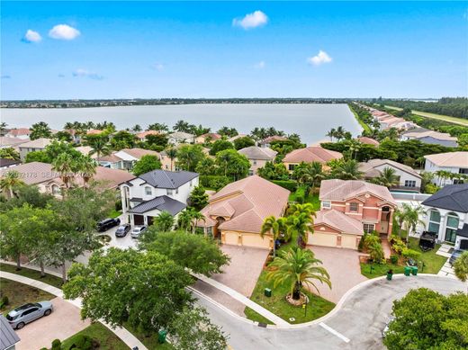 Villa in Miramar, Broward County