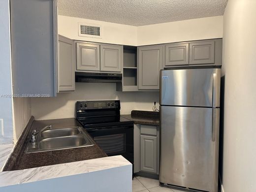 Complesso residenziale a Oakland Park, Broward County