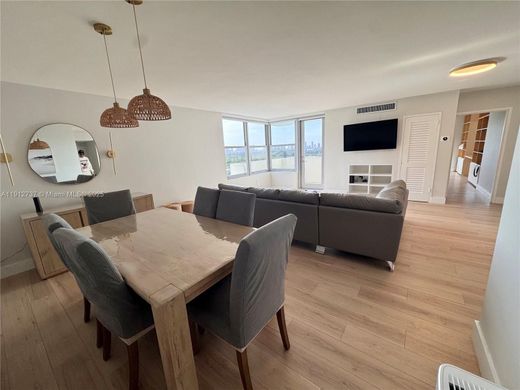 Wohnkomplexe in Miami Beach, Miami-Dade County