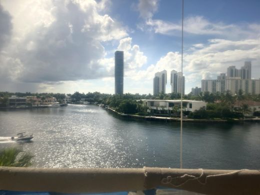 Жилой комплекс, Майами, Miami-Dade County