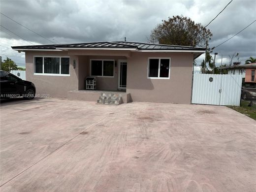 Villa in Miami Heights Trailer Park, Miami-Dade