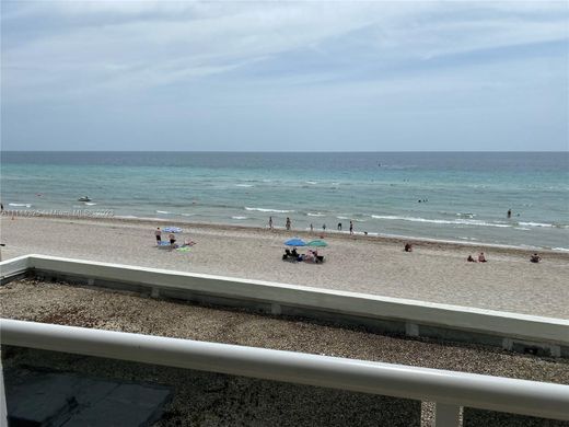 Komplex apartman Hollywood, Broward County