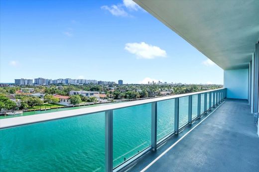 Edificio en Bay Harbor Islands, Miami-Dade County