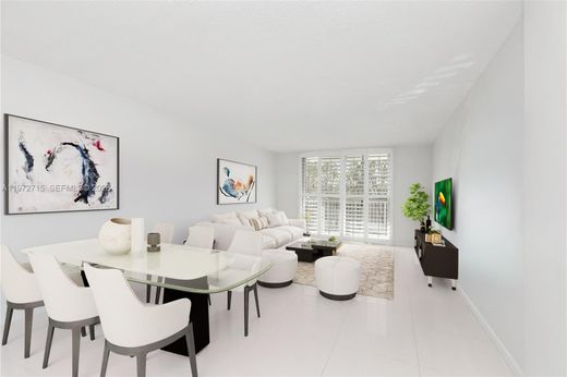 Komplex apartman Key Biscayne, Miami-Dade County