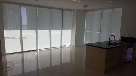 مجمع شقق ﻓﻲ ميامي، فلوريدا, Miami-Dade County