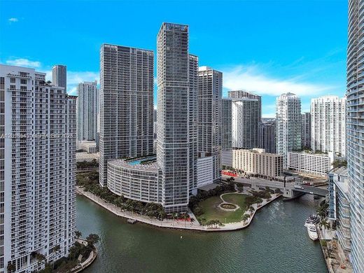 Residential complexes in Miami, Miami-Dade