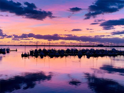 公寓楼  Stuart, Martin County