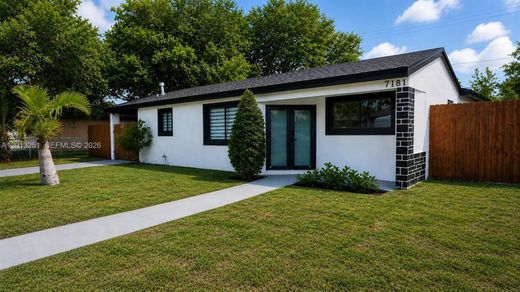 Villa in Hollywood, Broward County